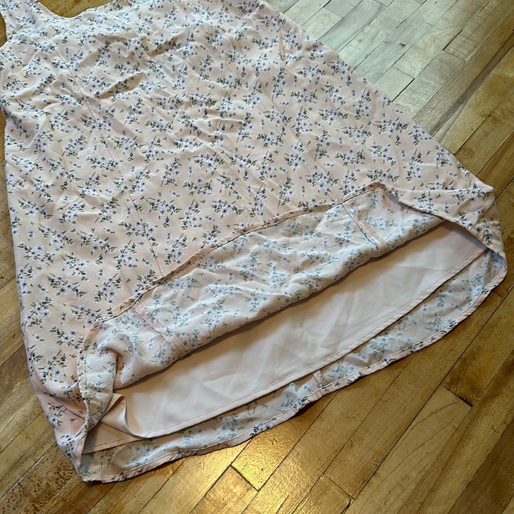 AEO Floral Dress - Picture 4 of 8